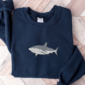 Embroidered Great White Shark Sweatshirt, Embroidered Shark Sweatshirt, Shark Shirt, Marine Biology Shirt, Marine Ocean Shirt, Gift for Her