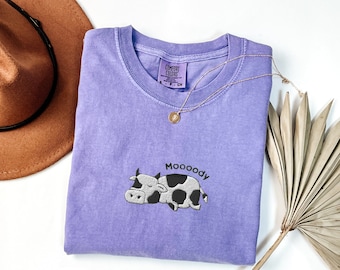 Embroidered Moody Cow Comfort Colors T-shirt, Unisex Cottagecore Farm Tee