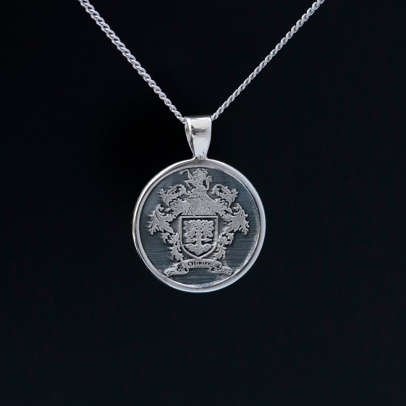 Round silver necklace sale