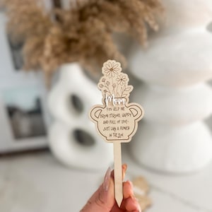 ARQUIVO DIGITAL, estaca dia das mães, estaca planta, arquivo de corte de madeira, arquivo de corte a laser, SVG, presente dia das mães avó, presente para ela, gravado