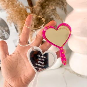 DIGITAAL BESTAND, bevestigingssleutelhanger, je bent geliefd, dagelijkse bevestigingen, spiegelbevestigingen, taslabelbestand, SVG, lasergesneden bestand, acryllabel