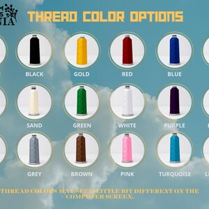 K&ouml;nnte beinhalten: Eine Tabelle mit den Farboptionen f&uuml;r Stickgarn. Die Farben umfassen Orange, Schwarz, Gold, Rot, Blau, Gelb, Sand, Gr&uuml;n, Wei&szlig;, Lila, Hellgrau, Rosa, Grau, Braun, T&uuml;rkis und Hellblau.