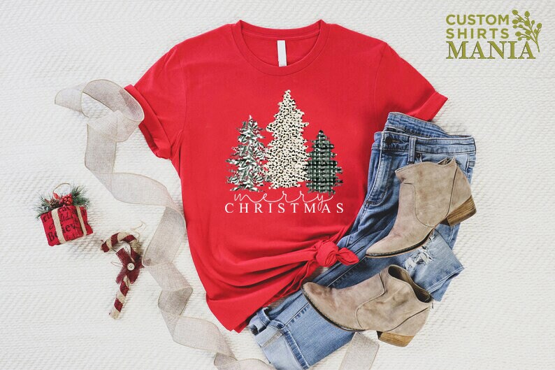 Christmas Tree Shirt, Women's Merry Christmas Tee, Leopard Christmas Tree T-shirt, Gift For Christmas, Xmas Holiday Shirt, Merry Xmas Shirt bild 8