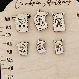 Alpaca, lama, buttons, wooden buttons, craft, sewing, knitting, crochet, card