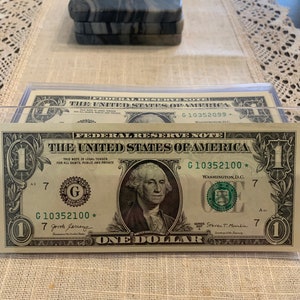 Consecutive One dollar Star Notes, Series 2017 A