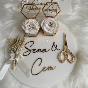 Engagement Tray Set