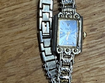 Montre-bracelet à quartz pour femmes Vanity Fair