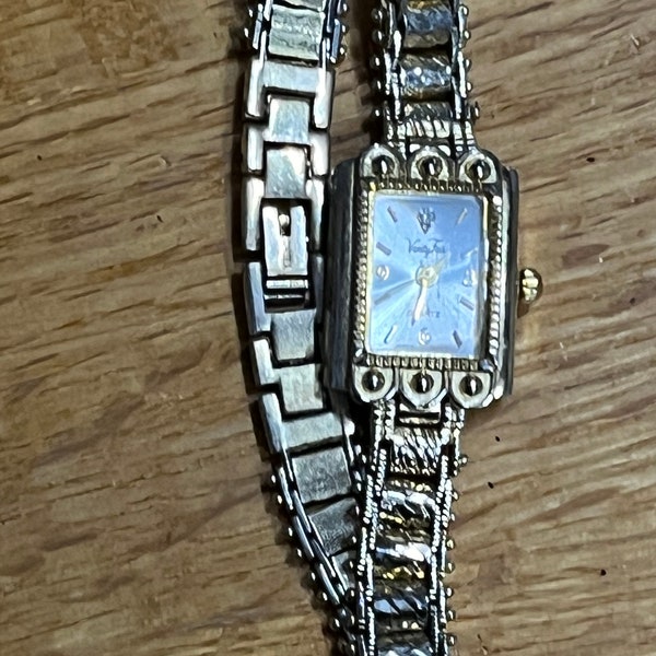 Vanity Fair Women's Quartz Wrist Watch