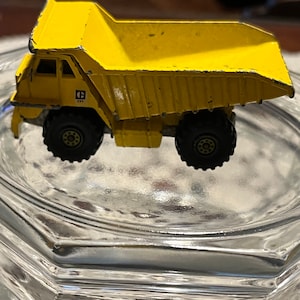 Hot Wheels 1979 Yellow Dump Truck