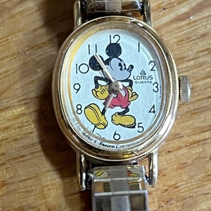 Disney Mickey Mouse Lorus Quartz Ladies Watch