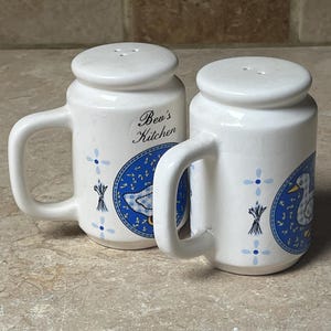 Bev&#39;s Kitchen Salt & Pepper Shakers