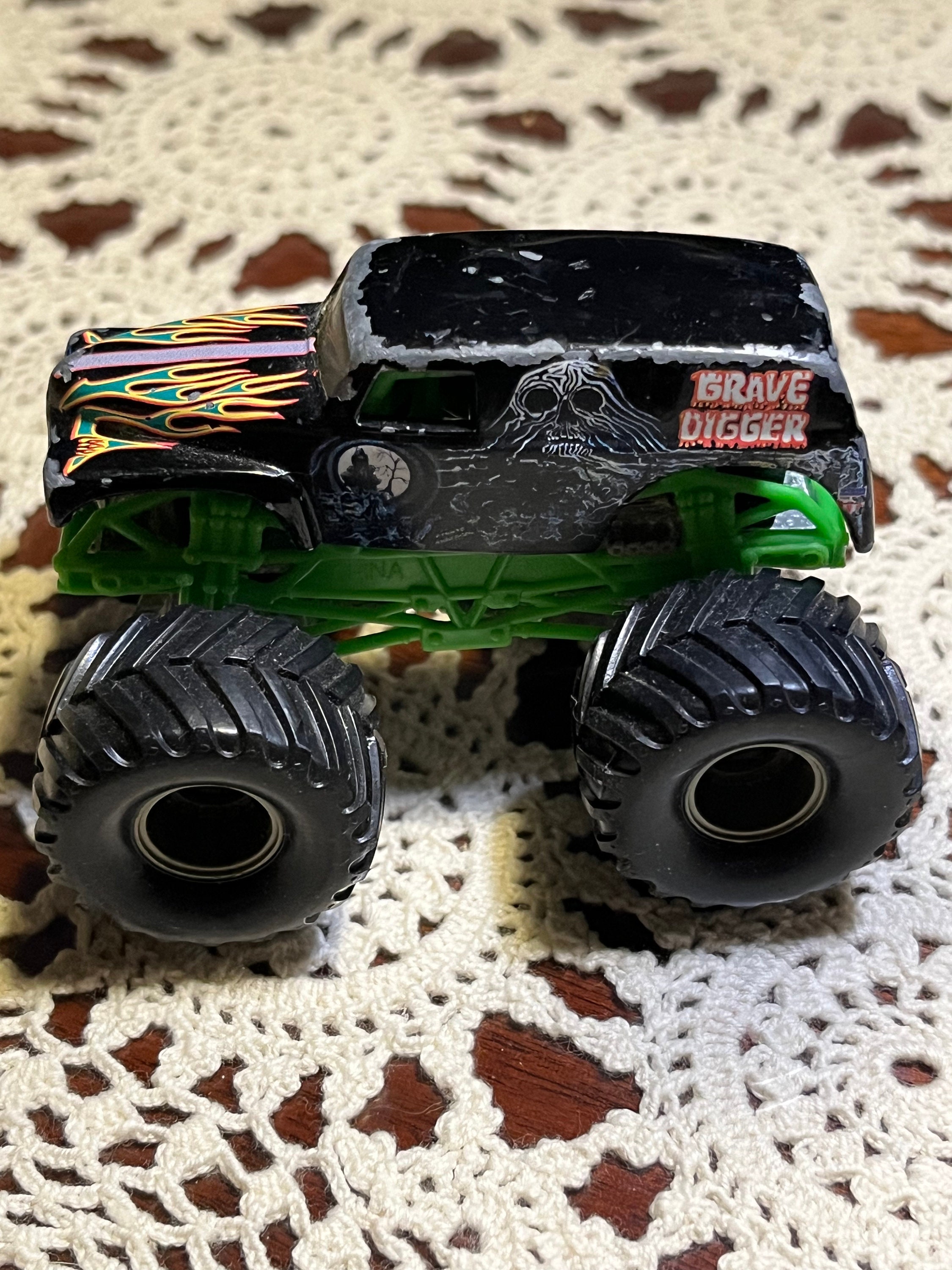 Grave Digger Coches Monster Truck En Venta Hot Wheels Grave Digger