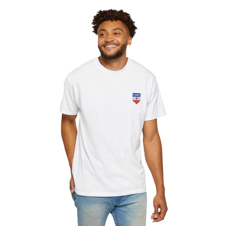 T-shirt Coupe du Monde France '26 en jersey rétro | T-shirt de football Les Bleus | Cadeau de fan de football français pour lui image 12