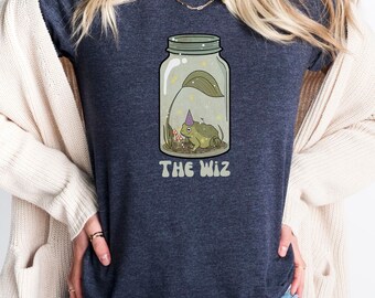 Funny Frog Shirt, Frog And Mushroom Shirt, Cute Frog Shirt, Women frog Shirt, Mushroom T Shirt, Mushroom Shirt, Funny Animal Shirt, The Wiz