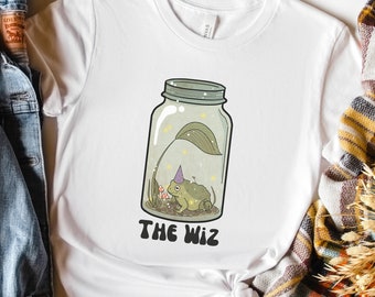 Funny Frog Shirt, Frog And Mushroom Shirt, Frogcore shirt, Women frog Shirt, Mushroom T Shirt, Mushroom Shirt, Funny Animal Shirt, The Wiz