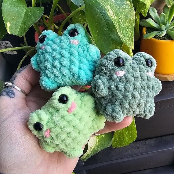Small Crochet Frog Plushie