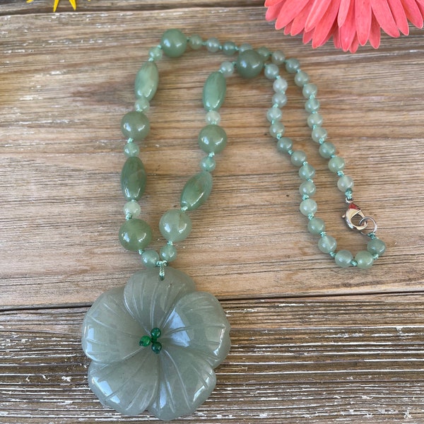 Green Aventurine Flower Necklace