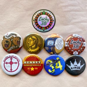 The Courier Essentials Bundle - 4 or 8 Button set with Platinum Chip Sticker