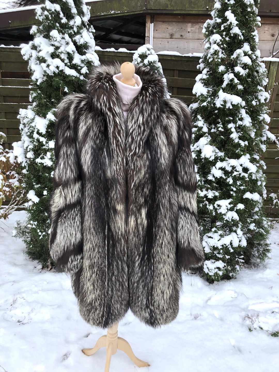 Wild Fox (M/L) Fur Coat, Original Natural European Fox, Hand Sewn