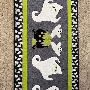 Halloween table runner