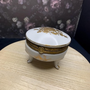 Vintage Porcelain Trinket Box: Gold Floral Accents, Hinged Lid