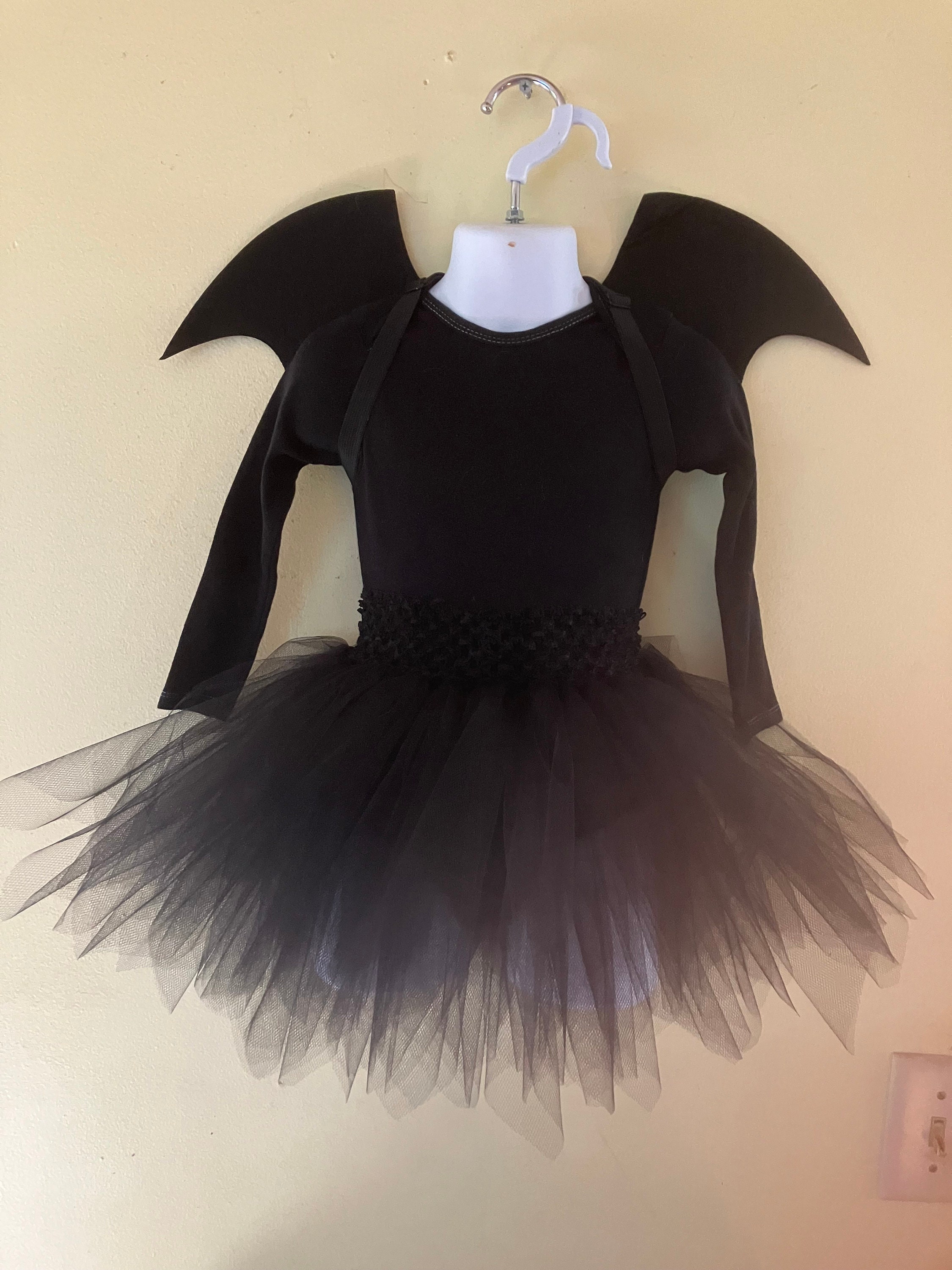 BAT TUTU