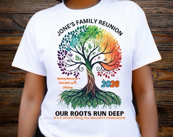 Plantilla editable de Canva para reunión familiar, diseño de camiseta "Our Roots Run Deep", camiseta personalizable para hacer tú mismo (descarga digital).