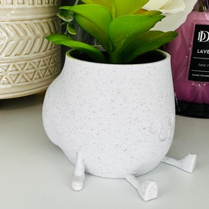 Big Booty Planter | White Marble Planter