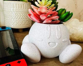 Kirby | White Marble Planter | + Plant Included