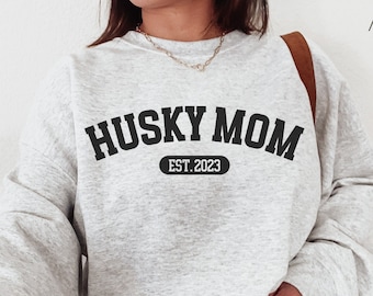 Husky Mom Sweatshirt Custom Husky Mama Shirt Personalized Husky Hoodie Husky Momma Sweater Dog Lover Gift Funny Husky Mom Shirt Husky Owner