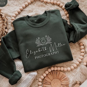 Custom Photographer Sweatshirt Photographer Gift Personalized Wedding Photographer Sweater Photography Studio Pullover Camera Sweatshirt