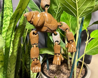 3D printed flexible/articulating Gorilla reminiscent of vintage video Games