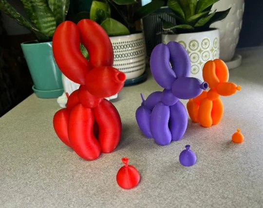Stanley the Pooping Ballon Animal - Multiple Sizes - Great for your desk or a fun Decoration