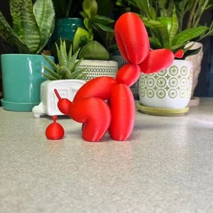Stanley the Pooping Ballon Animal - Multiple Sizes - Great for your desk or a fun Decoration