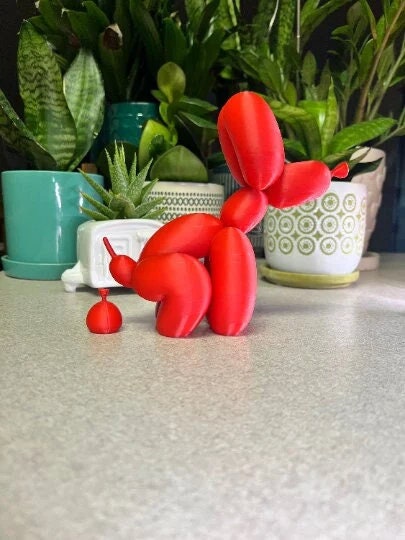 Stanley the Pooping Ballon Animal - Multiple Sizes - Great for your desk or a fun Decoration