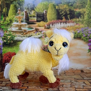 Crochet Pattern Plush Camel PDF file in English and German