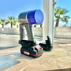 Parkside, Makita, Milwaukee, Dewalt Batterie zu Dyson V6 / V7 / V8 Adapter