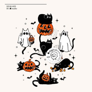 Puede incluir: Ilustraci&oacute;n de Halloween con gatos negros, calabazas, murci&eacute;lagos y estrellas. Un gato est&aacute; disfrazado de fantasma y otro sostiene un cubo de caramelos con forma de calabaza. Incluye el texto "DESIGNED BY Kstudio".