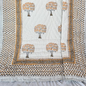 Indian Hand Block Printed Quilt, Reversible Floral Bedspreads Comforter, 100% Organic Cotton Quilt, Queen Size Quilted Throw, Jaipuri Razai