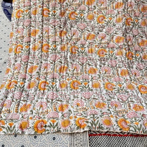 Indian Handmade Printed Quilt Hand Block Reversible Quilt Cotton Handmade Floral Quilt, Jaipuri razai, Bedspread Comforter Boho Comforter