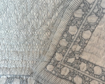 Hand Block Printed Floral Quilt: Reversible Jaipuri Cotton Bedspread