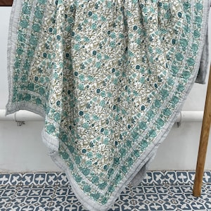 Traditional Jaipuri Quilt,Hand Block Print Quilt,Lightweight Soft Quilt,100%Cotton Comforter,Handmade Floral Quilt Reversible Throw Blanket