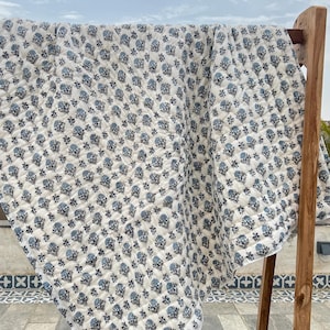 Indian Jaipuri Floral Block Print Cotton Quilt, Reversible Printed Quilt, Handmade Cotton Quilt, Queen Bedding Bedspreads, Cozy Comforter