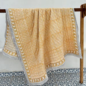 Couette en coton à imprimé blocs fait main : couvre-lit réversible floral