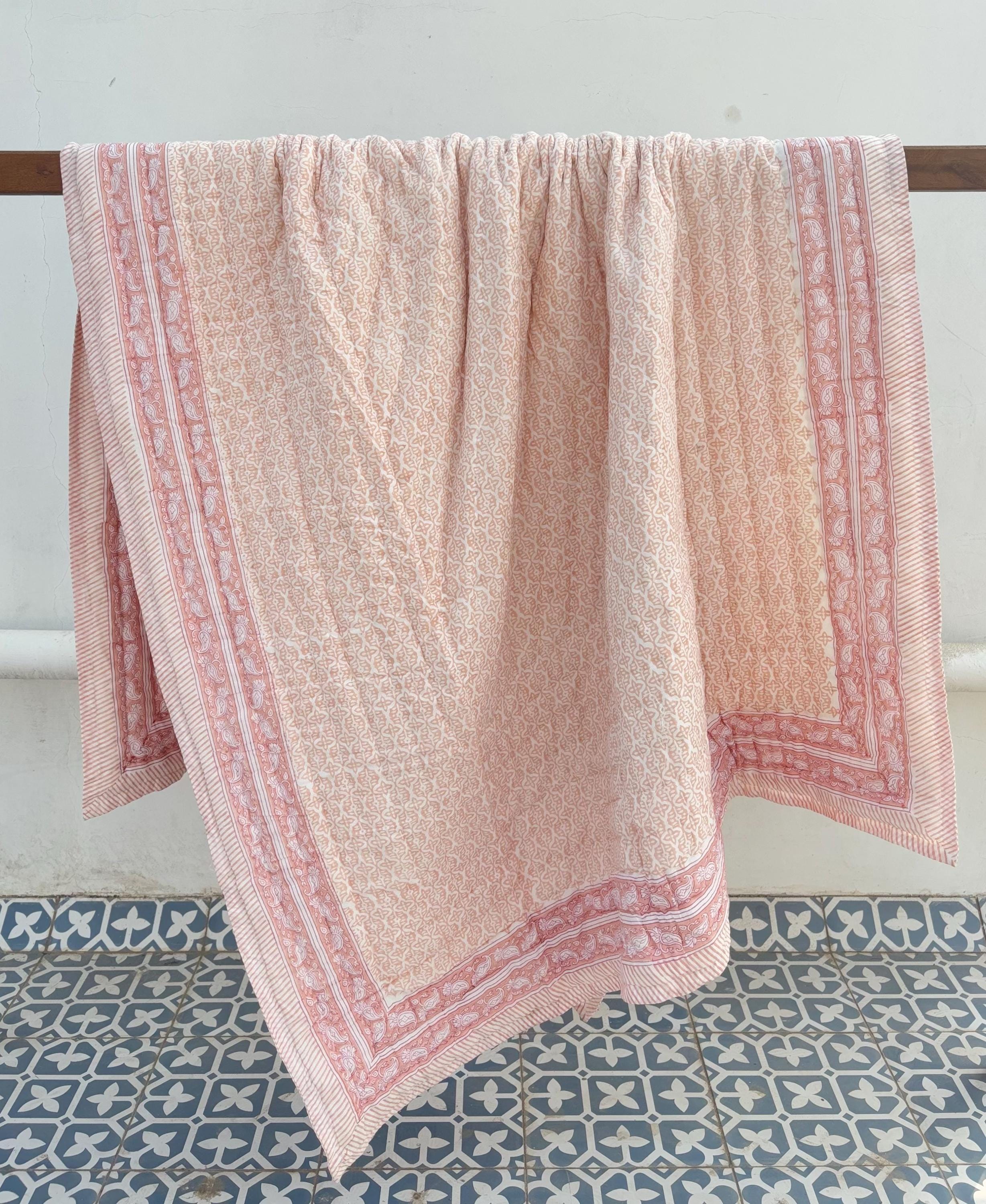 Anokhi quilt - Etsy 日本
