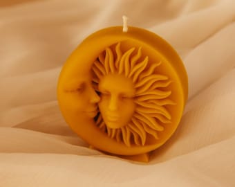 Sun and Moon Beeswax Candle, Moon Face Candle, Organic Candle, Natural Home Decor, Moon Shaped, Christmas gift, Unique Celestial Decor