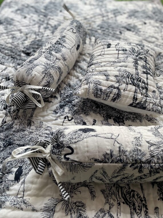 Edredón de bebé con estampado de bosque en blanco y negro: edredón