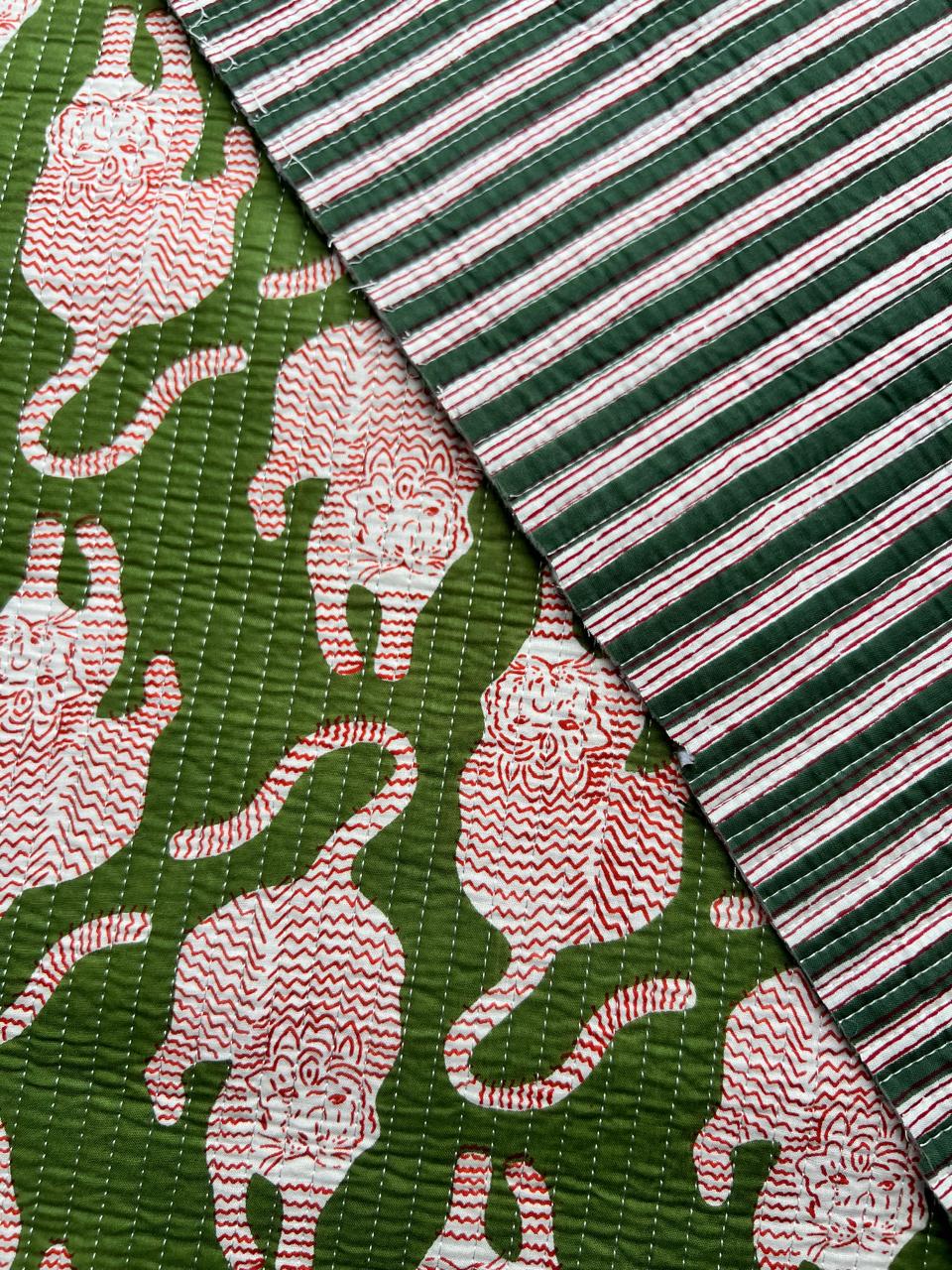 Textiles anciens du XXe siècle beige coton