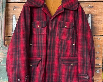 Vintage 1950s WOOLRICH Woolen Mills Red Plaid Hunting Mackinaw