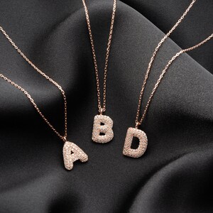 Collar Inicial Burbuja DIOWUS - Baño Oro 18k, Letras Alfabeto, Joyería Minimalista Para Mujer, Regalo Perfecto